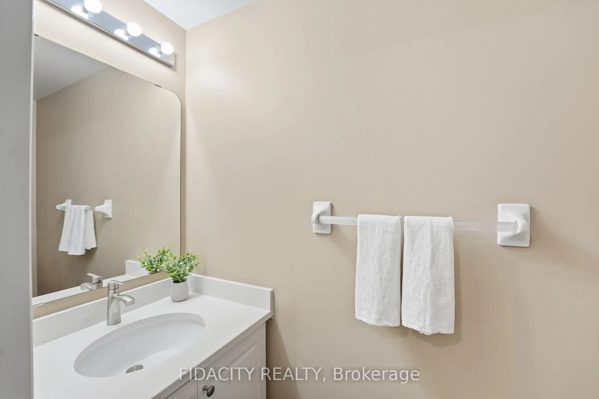 Photo 18 of 173 Whalings Circle, Ottawa, Stittsville (Central) — HOMEH