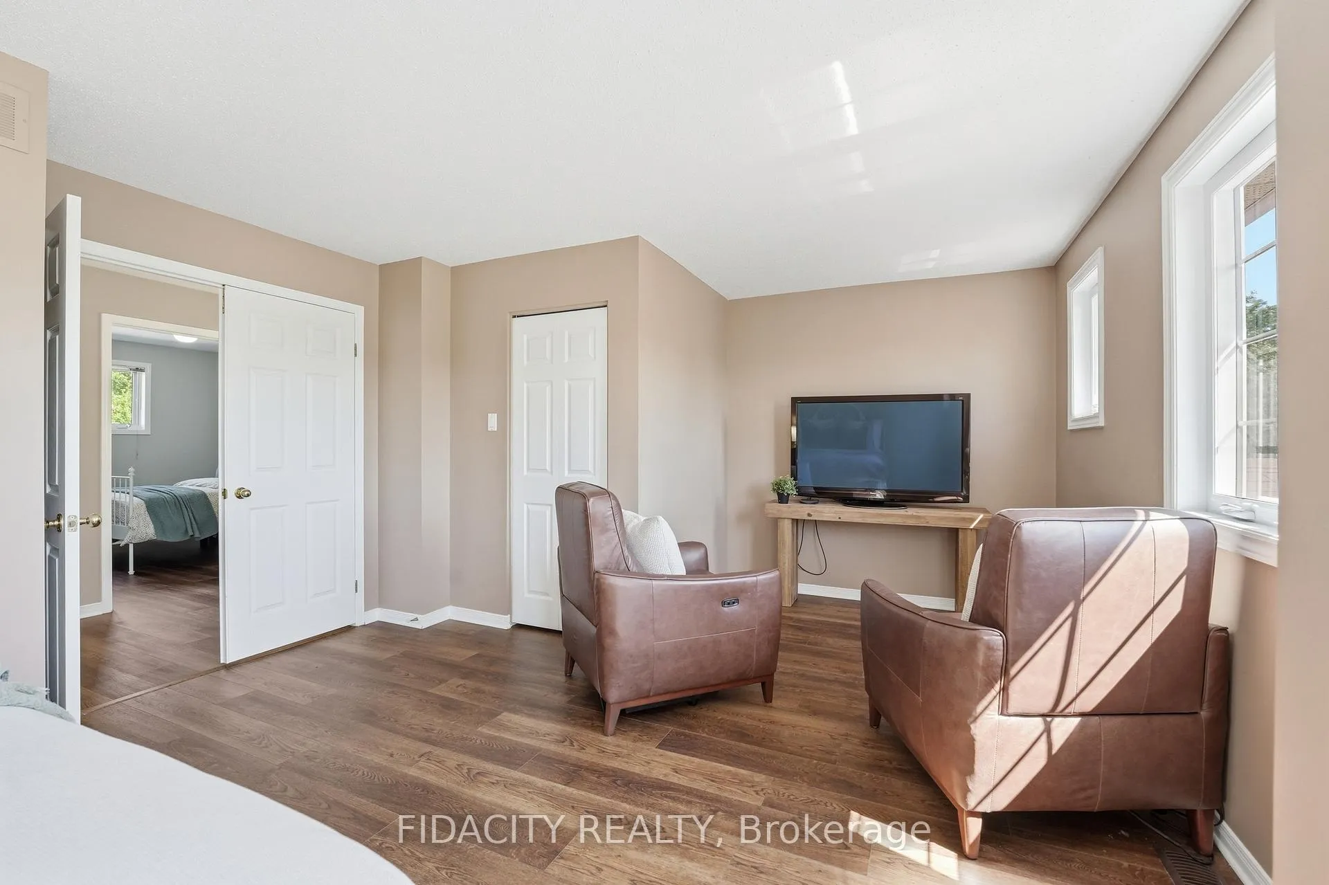 Photo 21 of 173 Whalings Circle, Ottawa, Stittsville (Central) — HOMEH
