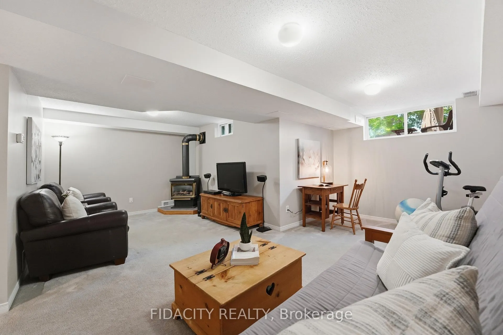 Photo 32 of 173 Whalings Circle, Ottawa, Stittsville (Central) — HOMEH
