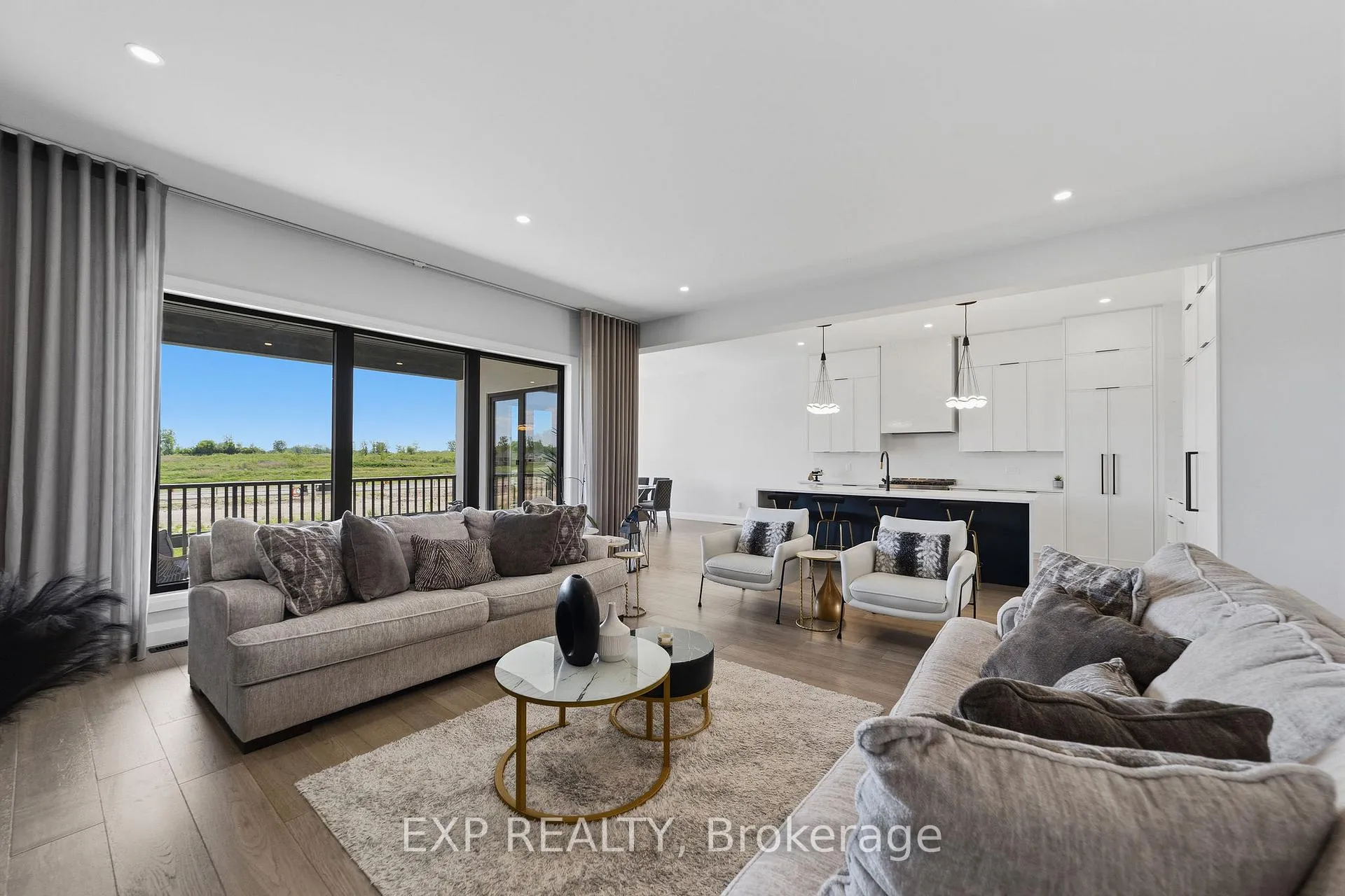 Photo 4 of 113 Edgewater Boulevard, Middlesex Centre, Rural Middlesex Centre — HOMEH