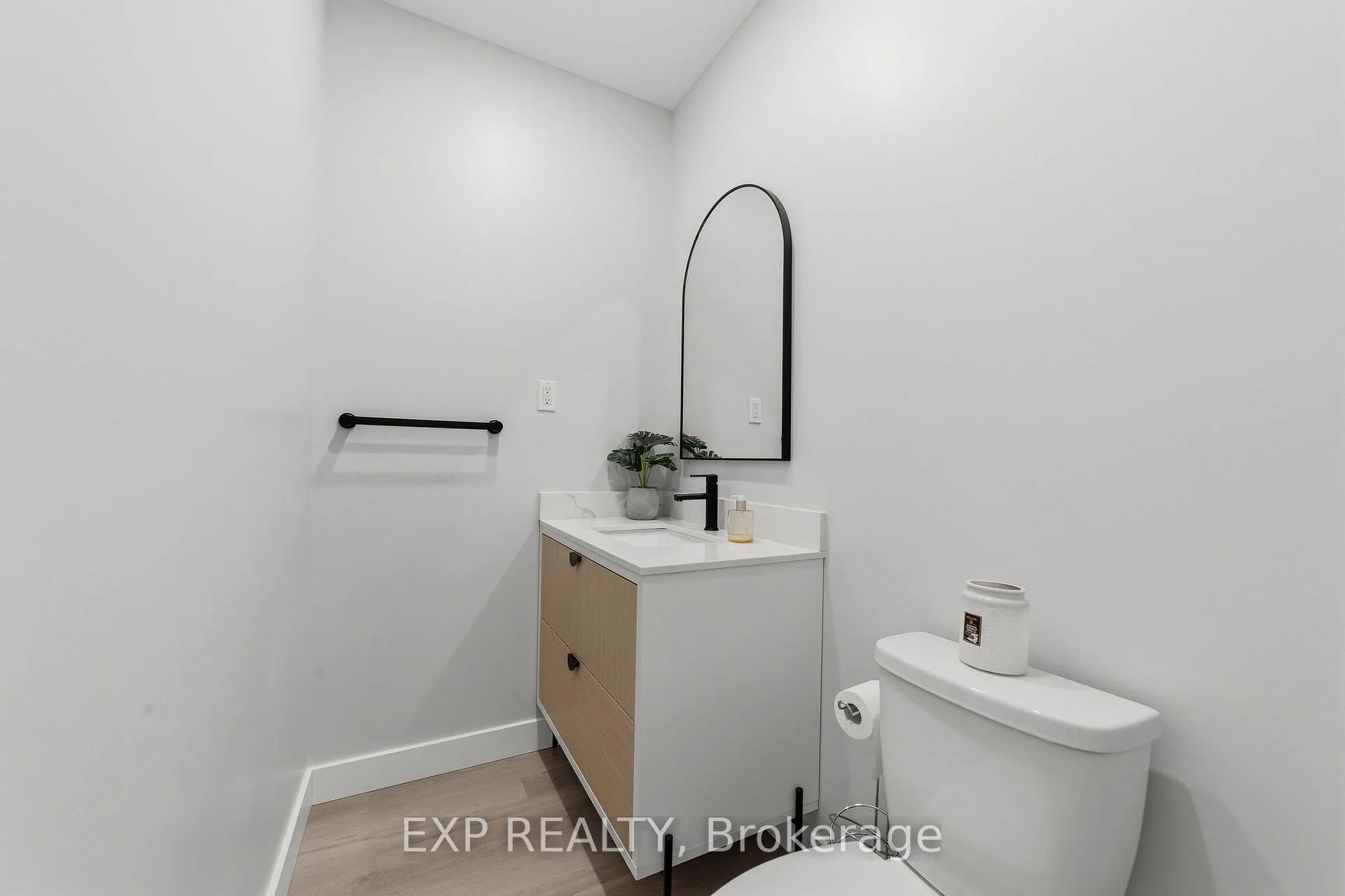 Photo 36 of 113 Edgewater Boulevard, Middlesex Centre, Rural Middlesex Centre — HOMEH