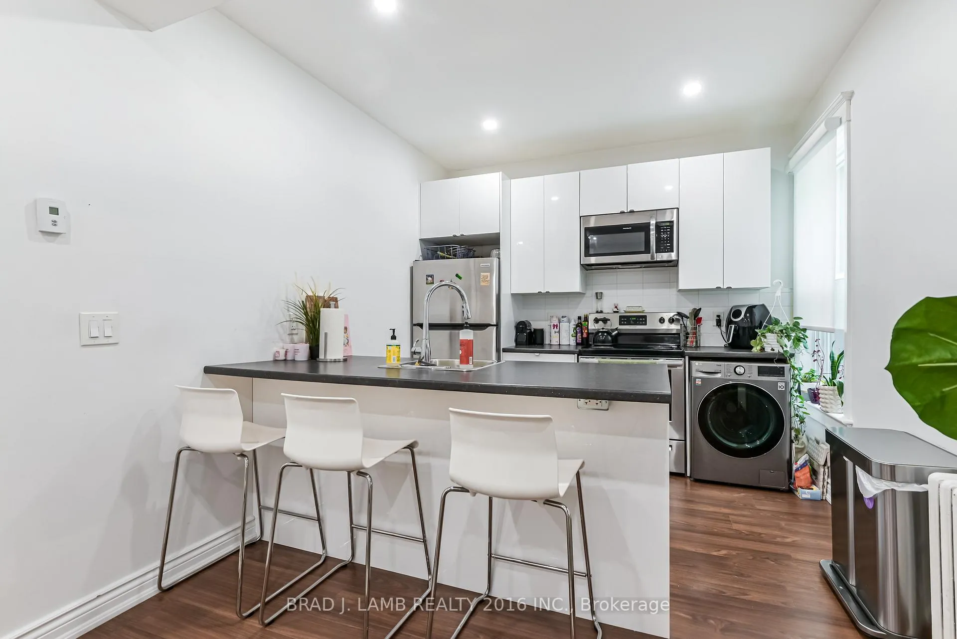 Photo 8 of Unit 2, 56 Wright Avenue, Toronto, Roncesvalles — HOMEH