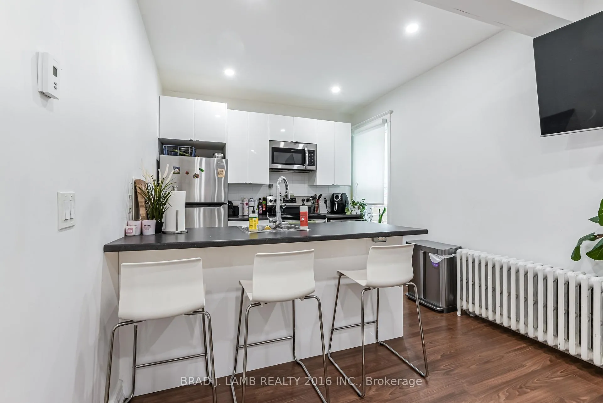 Photo 9 of Unit 2, 56 Wright Avenue, Toronto, Roncesvalles — HOMEH
