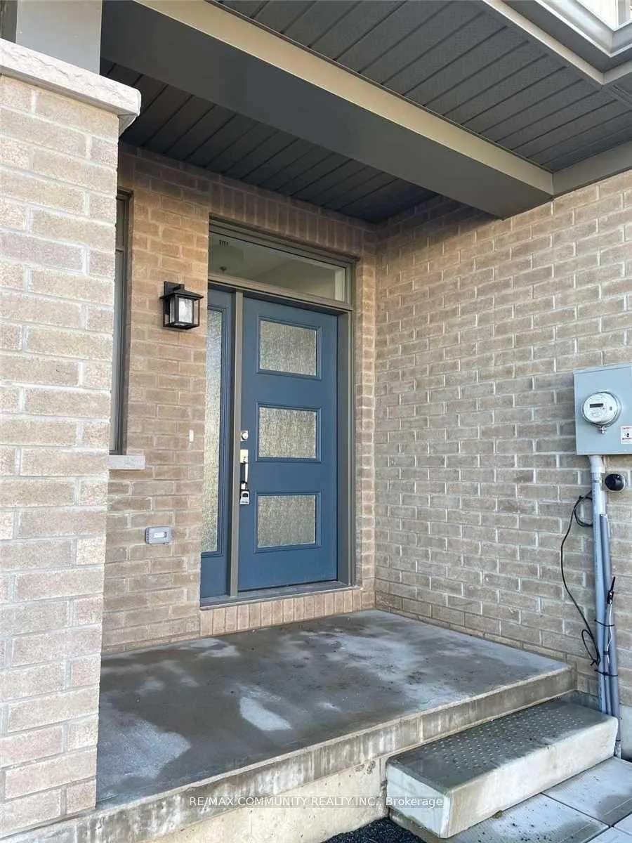 Photo 2 of 23 Nipigon Street, Belleville, Thurlow Ward — HOMEH