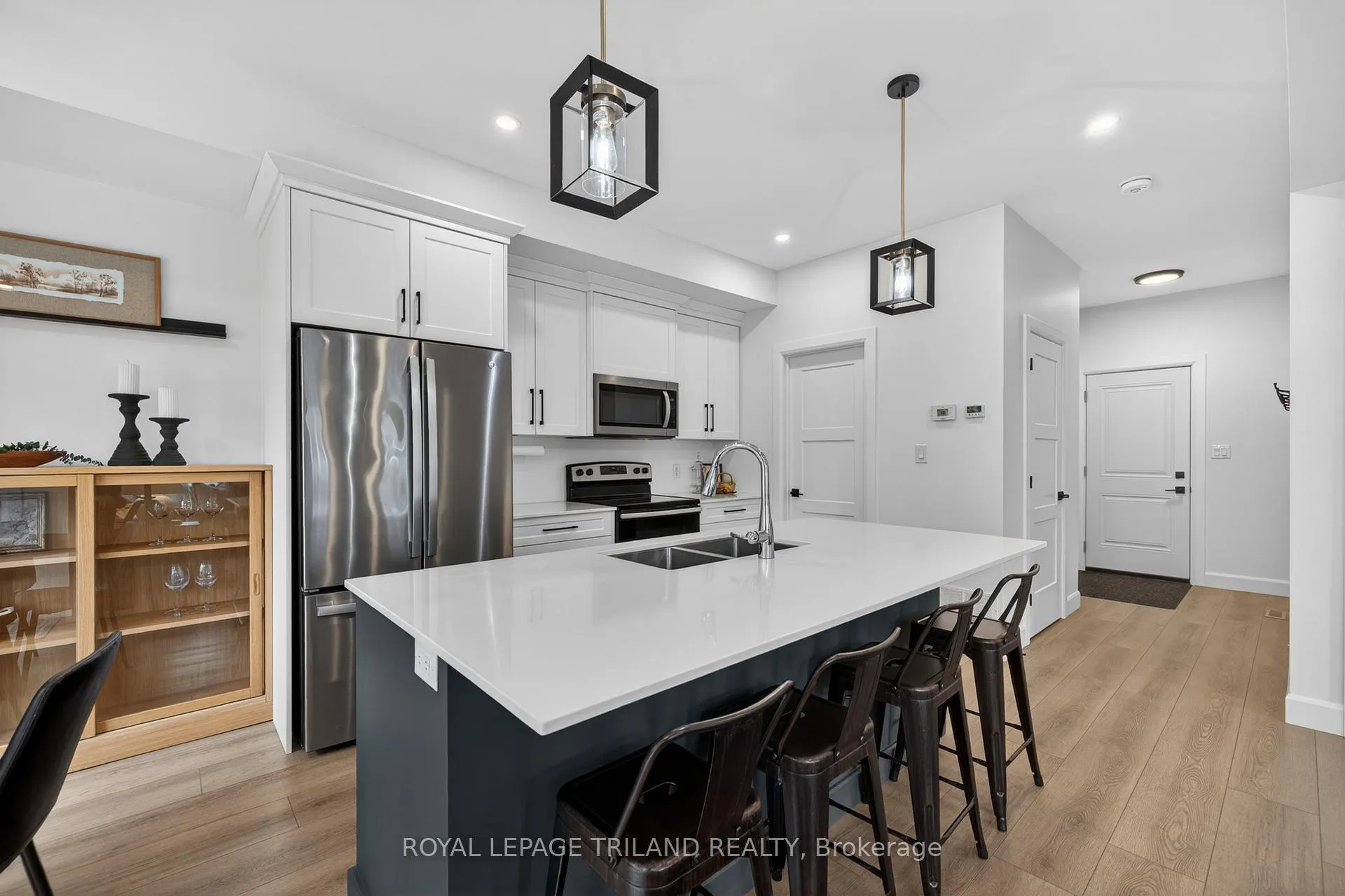 Photo 15 of 51253 Ashton Street, Malahide, Springfield — HOMEH
