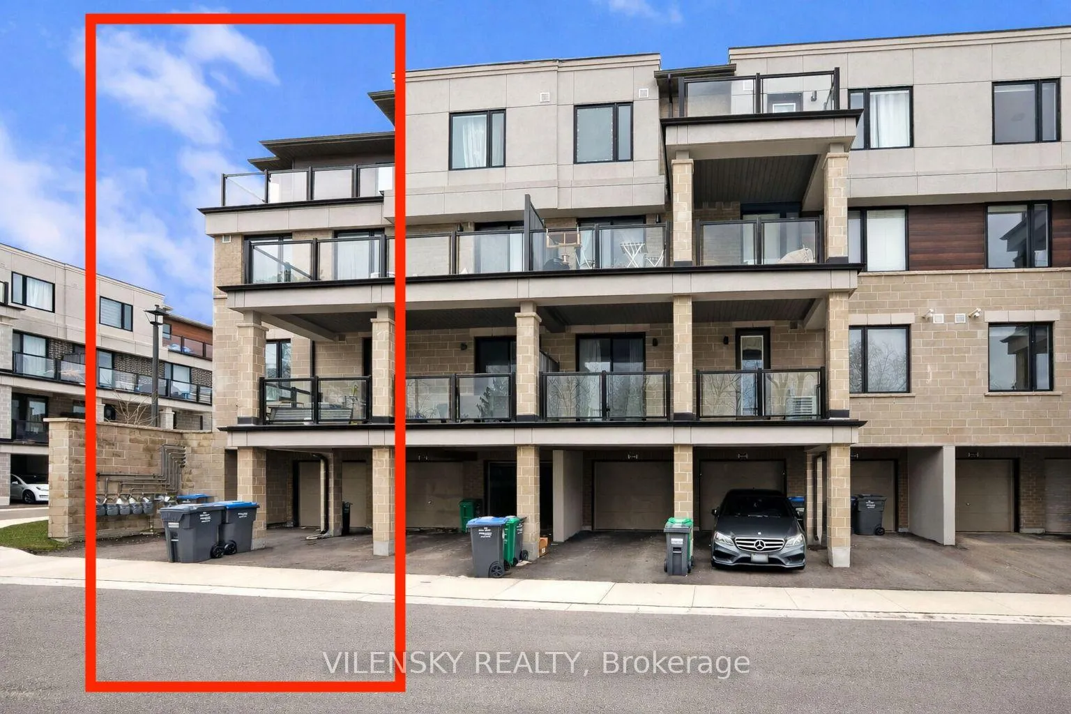 Photo 14 of Unit 42, 45 Knotsberry Circle, Brampton, Brampton South — HOMEH