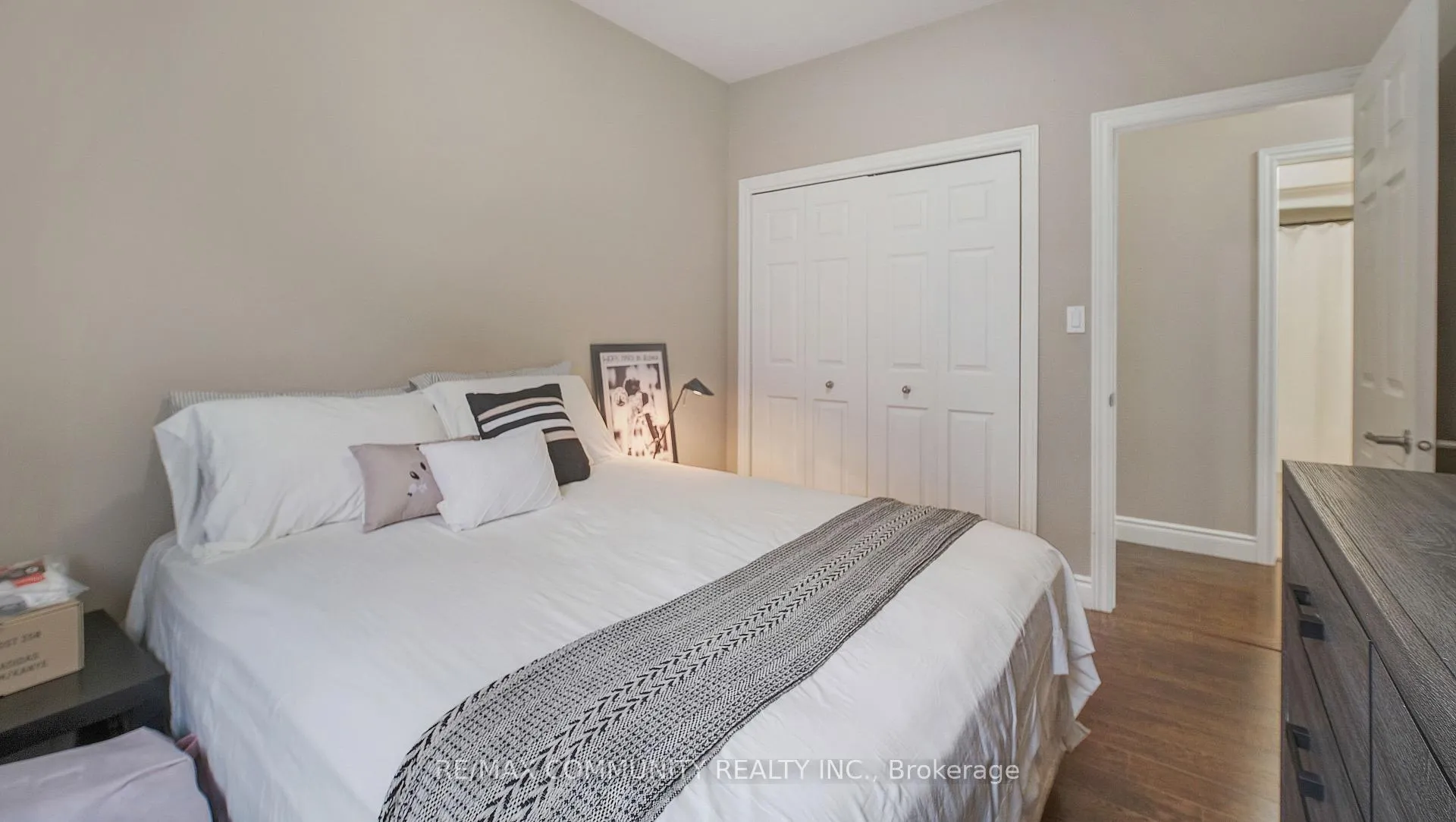 Photo 19 of 11 Stonecrest Boulevard, Quinte West, Sidney Ward — HOMEH