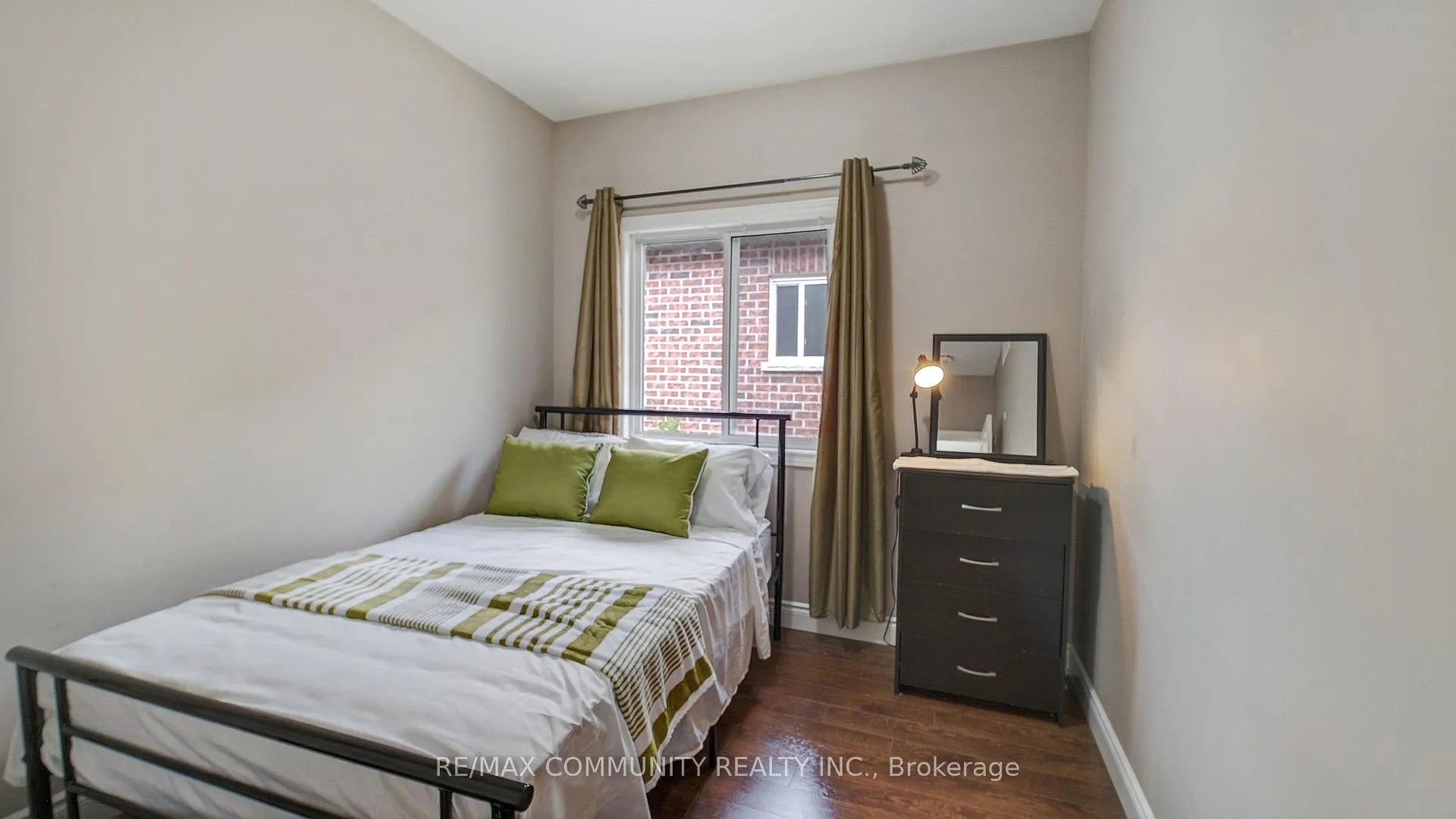 Photo 20 of 11 Stonecrest Boulevard, Quinte West, Sidney Ward — HOMEH