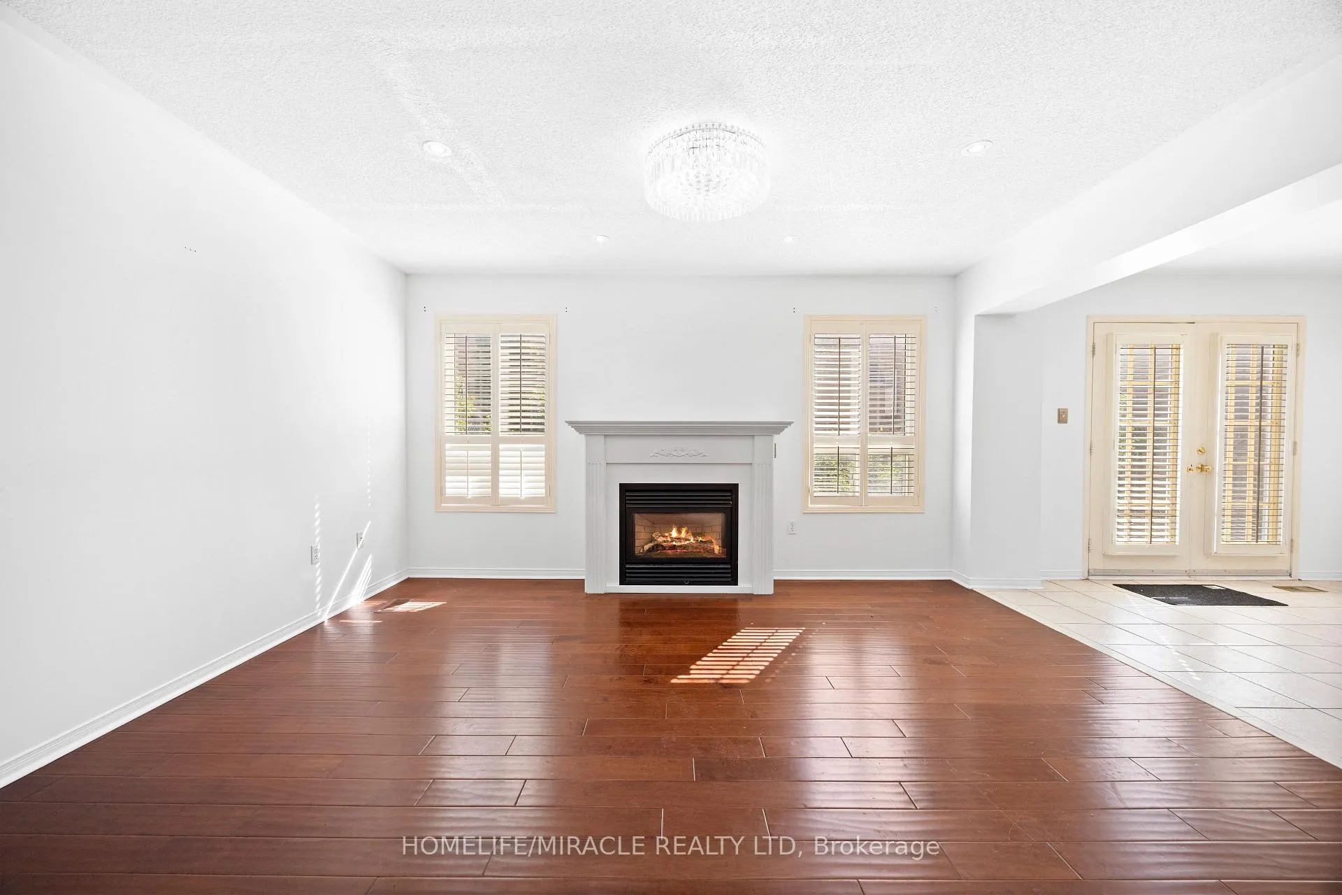Photo 6 of 8 Waterdale Road, Brampton, Fletcher's Meadow — HOMEH