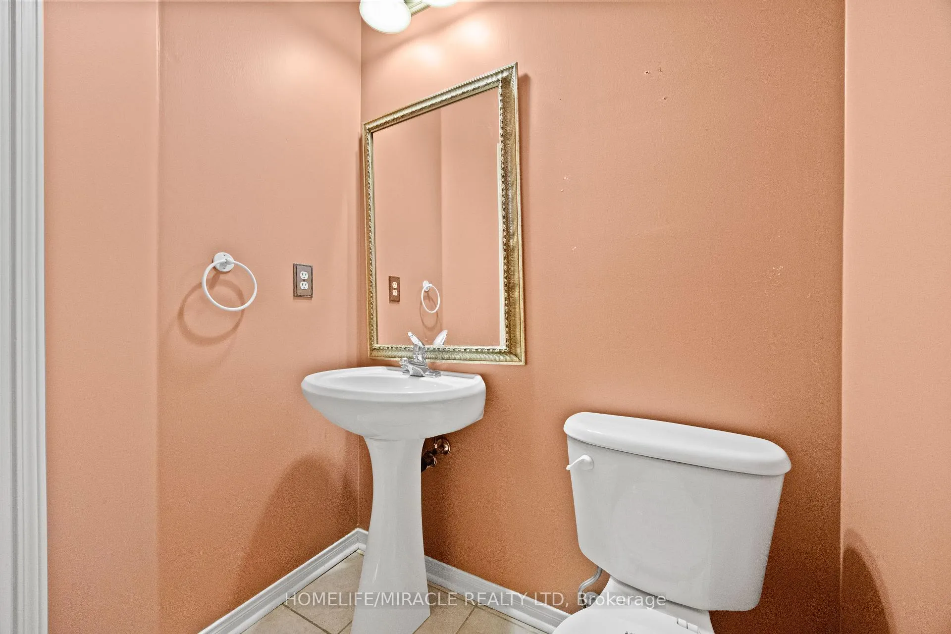 Photo 13 of 8 Waterdale Road, Brampton, Fletcher's Meadow — HOMEH