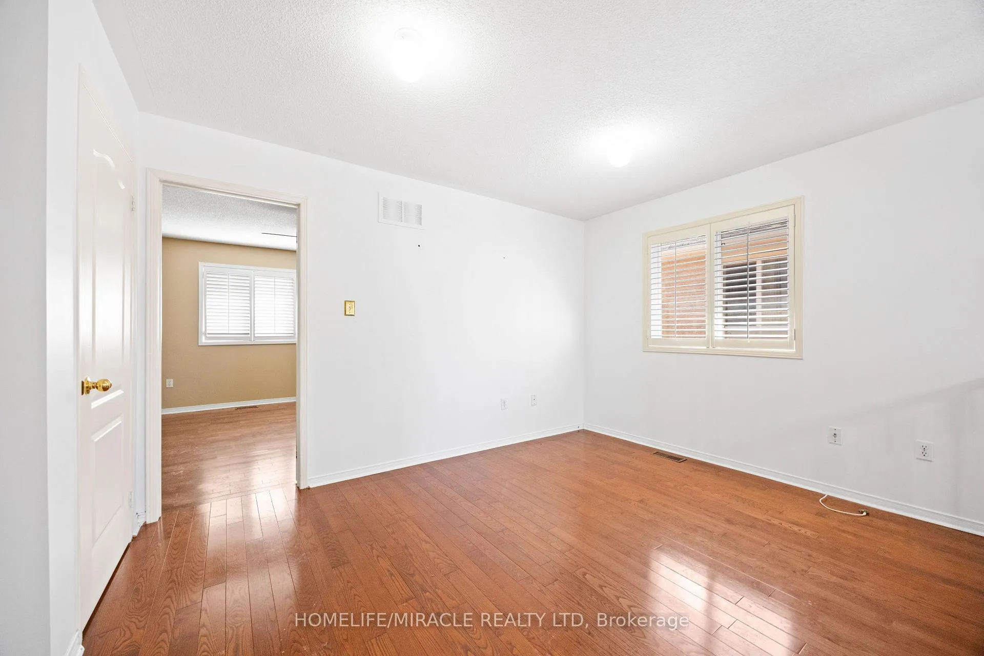 Photo 19 of 8 Waterdale Road, Brampton, Fletcher's Meadow — HOMEH