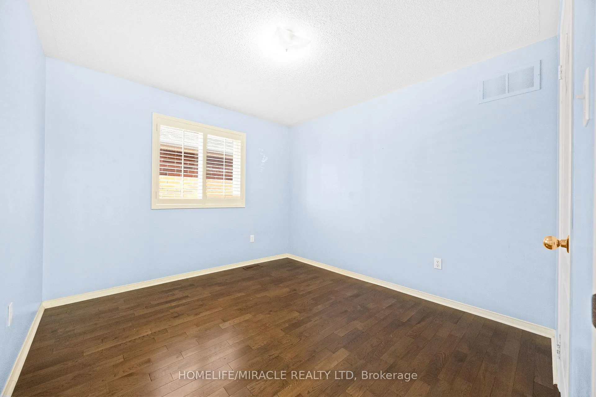 Photo 28 of 8 Waterdale Road, Brampton, Fletcher's Meadow — HOMEH
