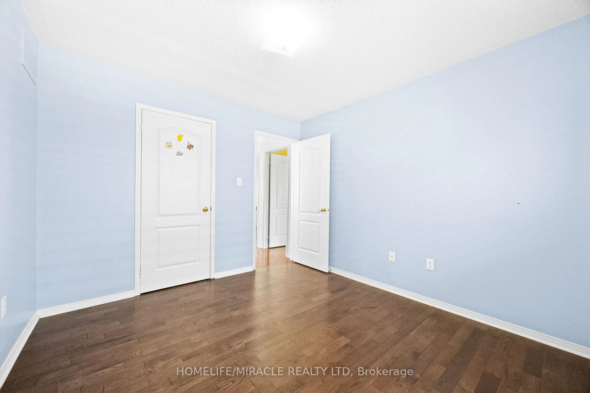 Photo 29 of 8 Waterdale Road, Brampton, Fletcher's Meadow — HOMEH