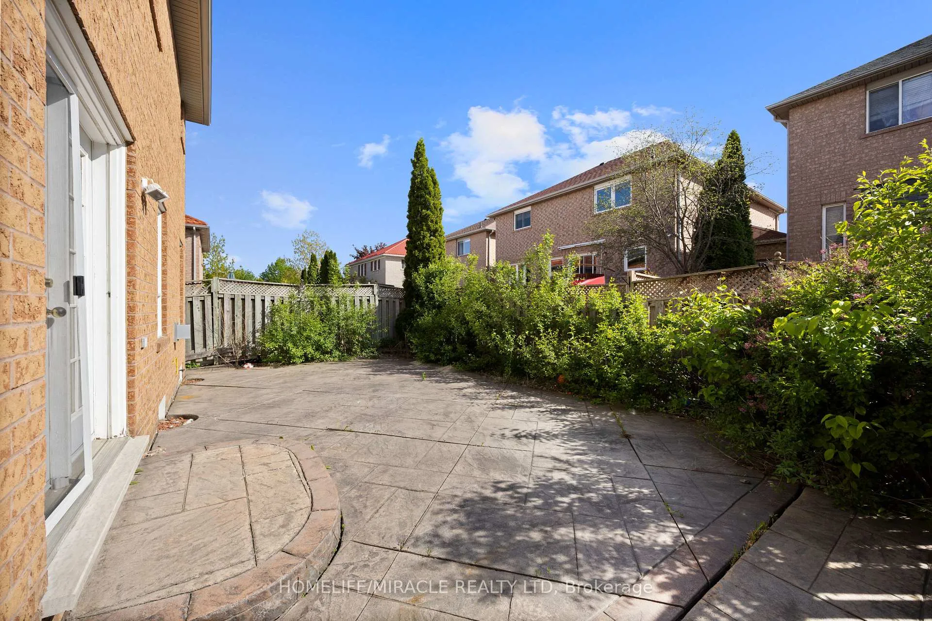 Photo 40 of 8 Waterdale Road, Brampton, Fletcher's Meadow — HOMEH