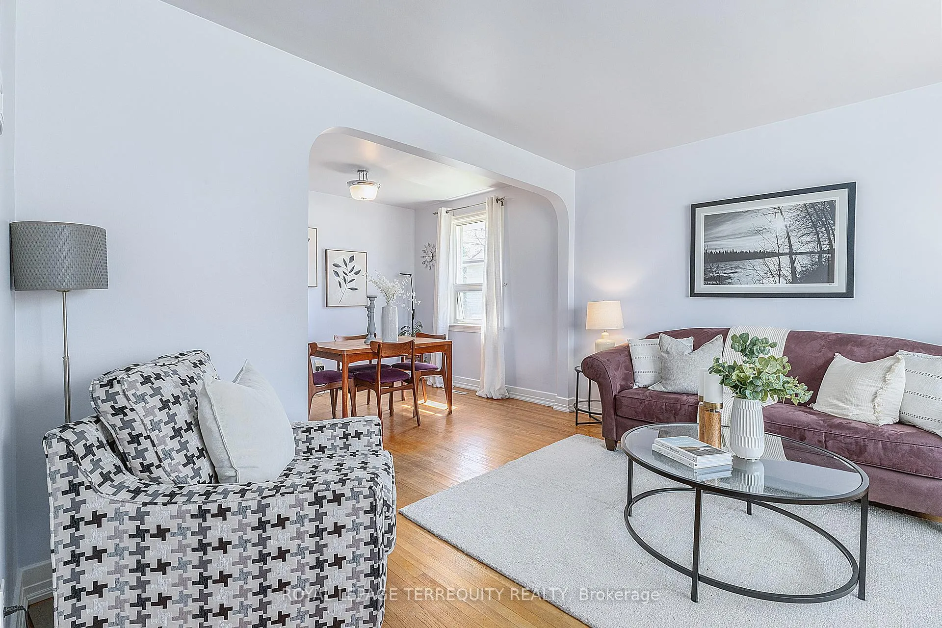 Photo 5 of 32 Admiral Road, Ajax, South East — HOMEH