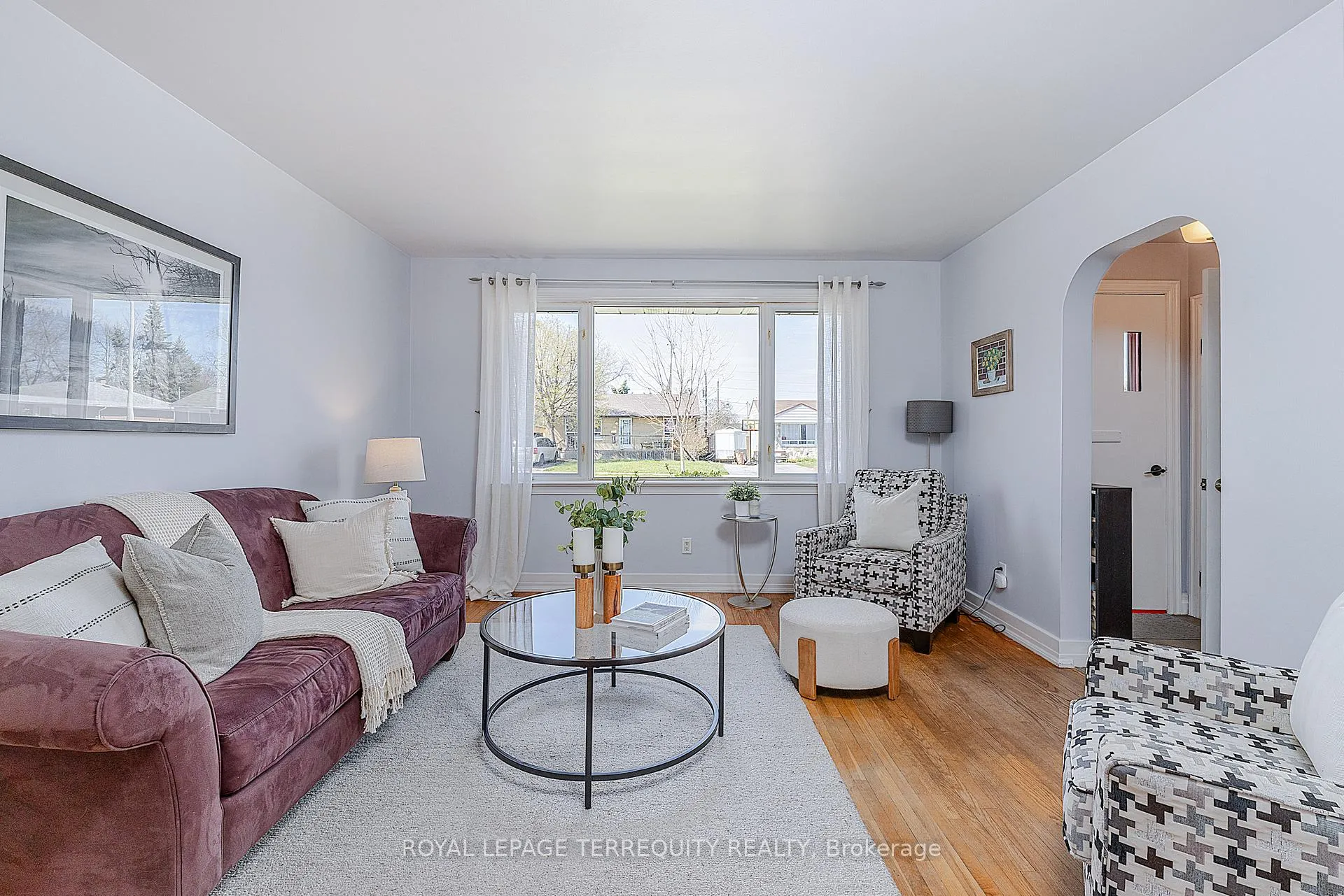 Photo 6 of 32 Admiral Road, Ajax, South East — HOMEH