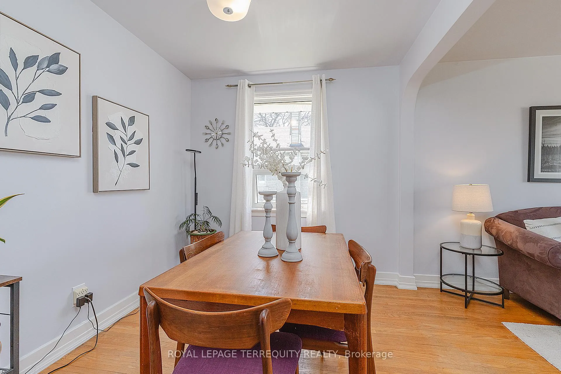 Photo 8 of 32 Admiral Road, Ajax, South East — HOMEH