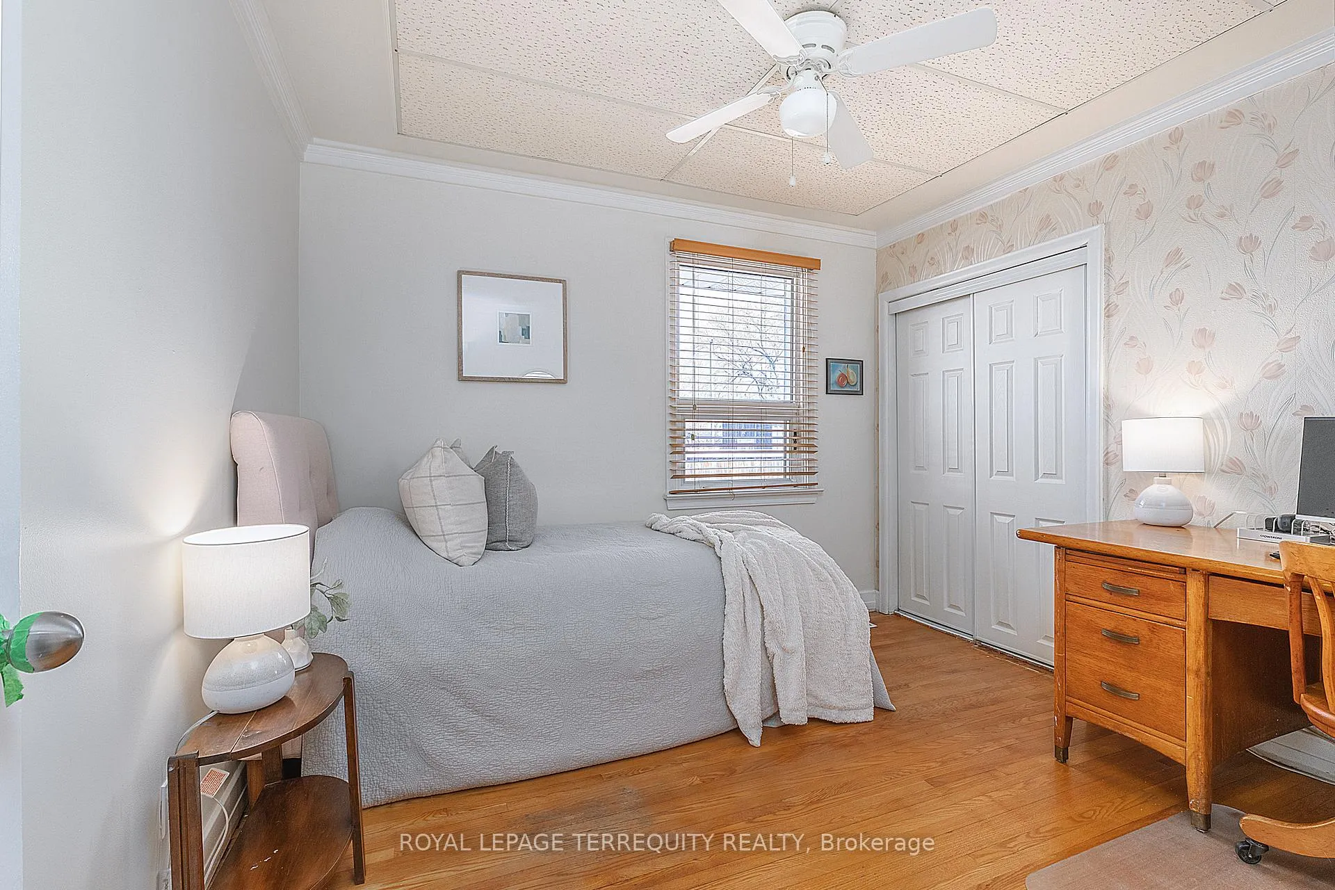 Photo 9 of 32 Admiral Road, Ajax, South East — HOMEH