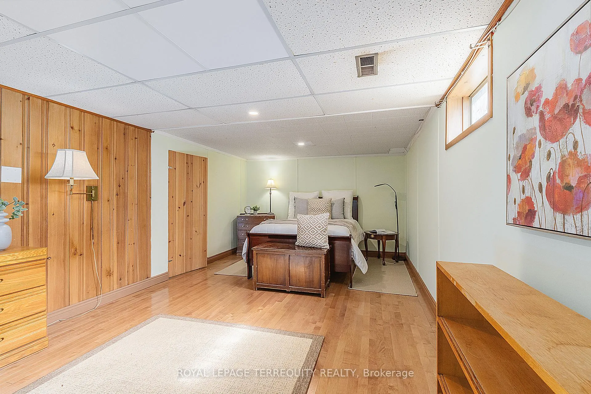 Photo 25 of 32 Admiral Road, Ajax, South East — HOMEH