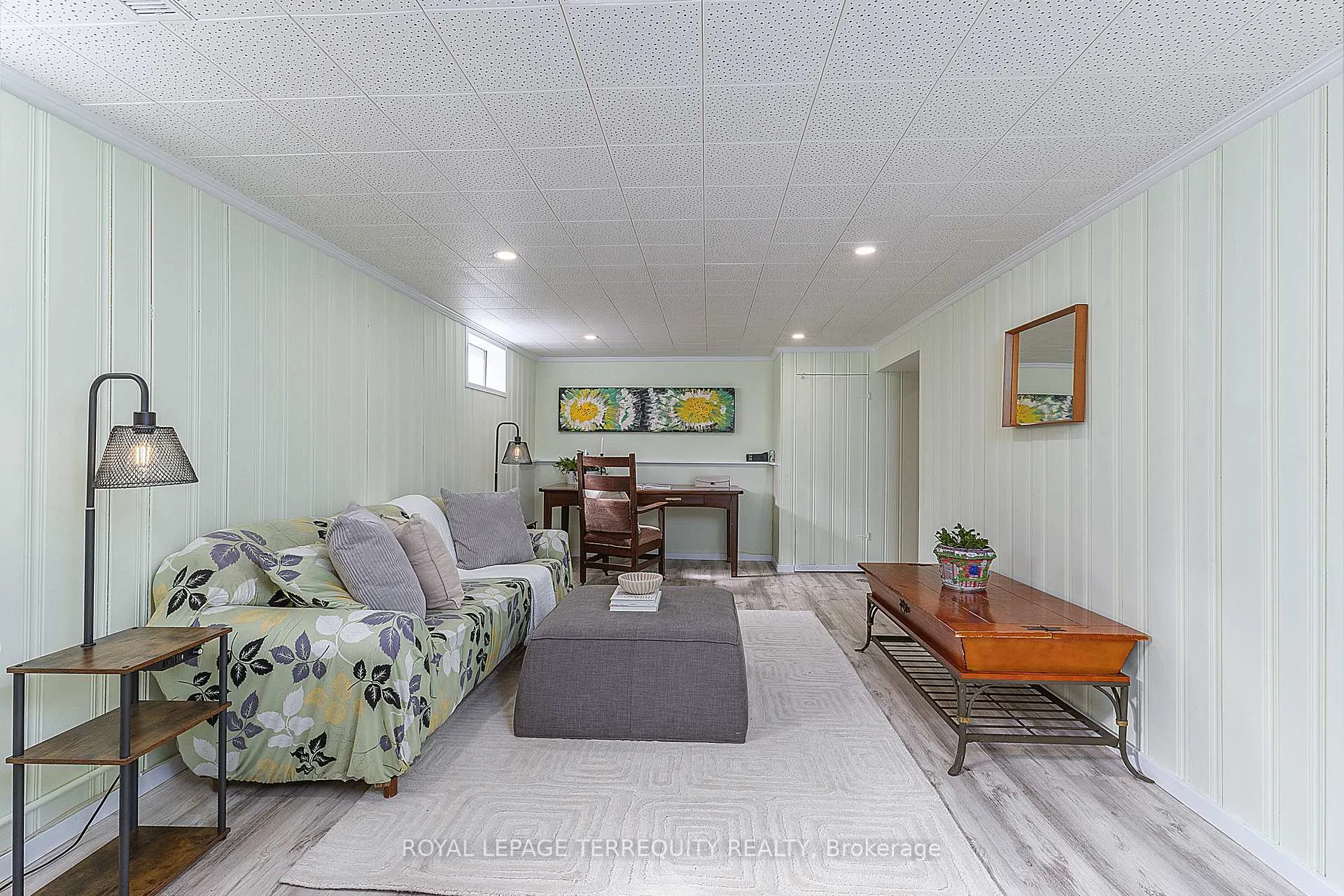 Photo 27 of 32 Admiral Road, Ajax, South East — HOMEH