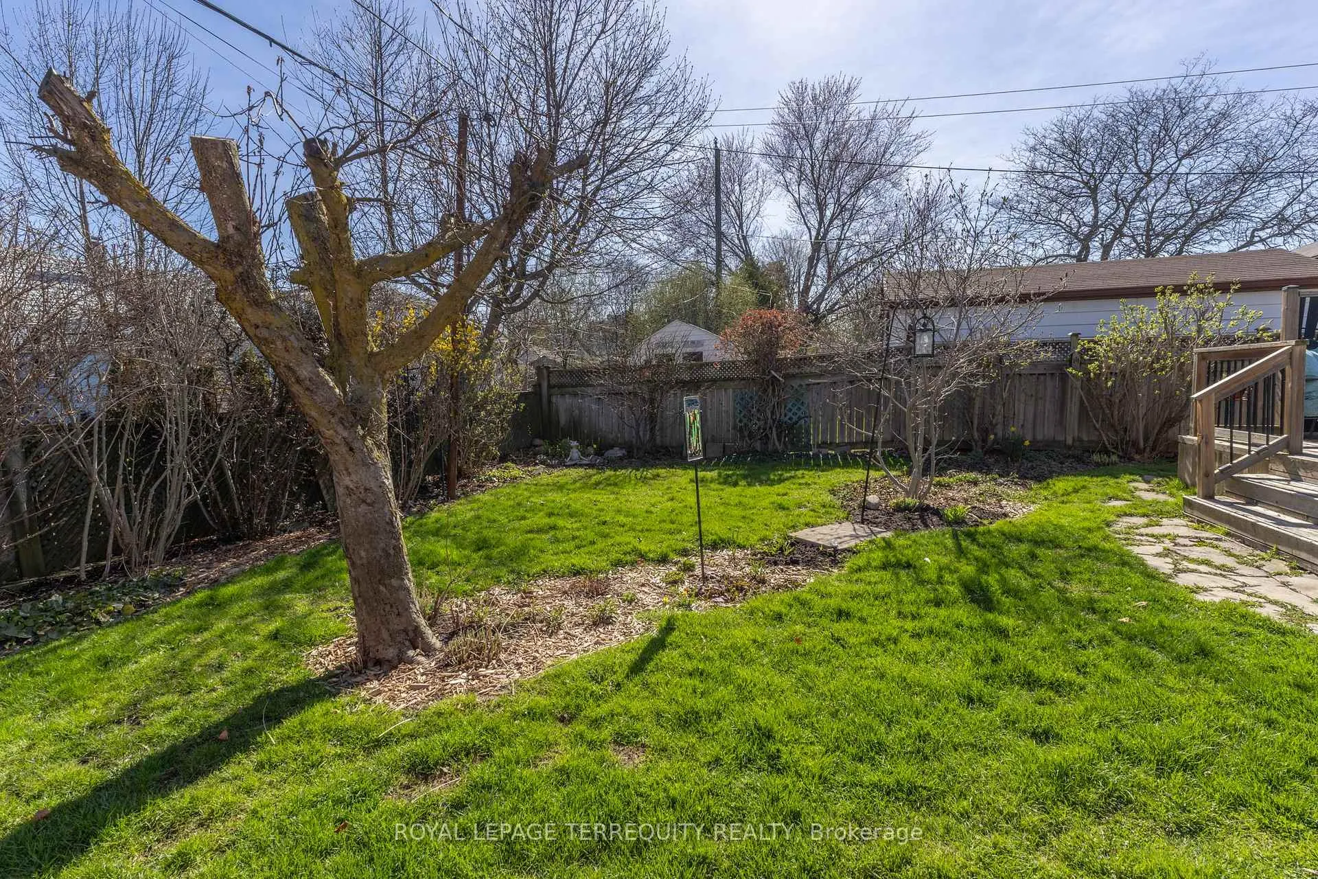Photo 35 of 32 Admiral Road, Ajax, South East — HOMEH