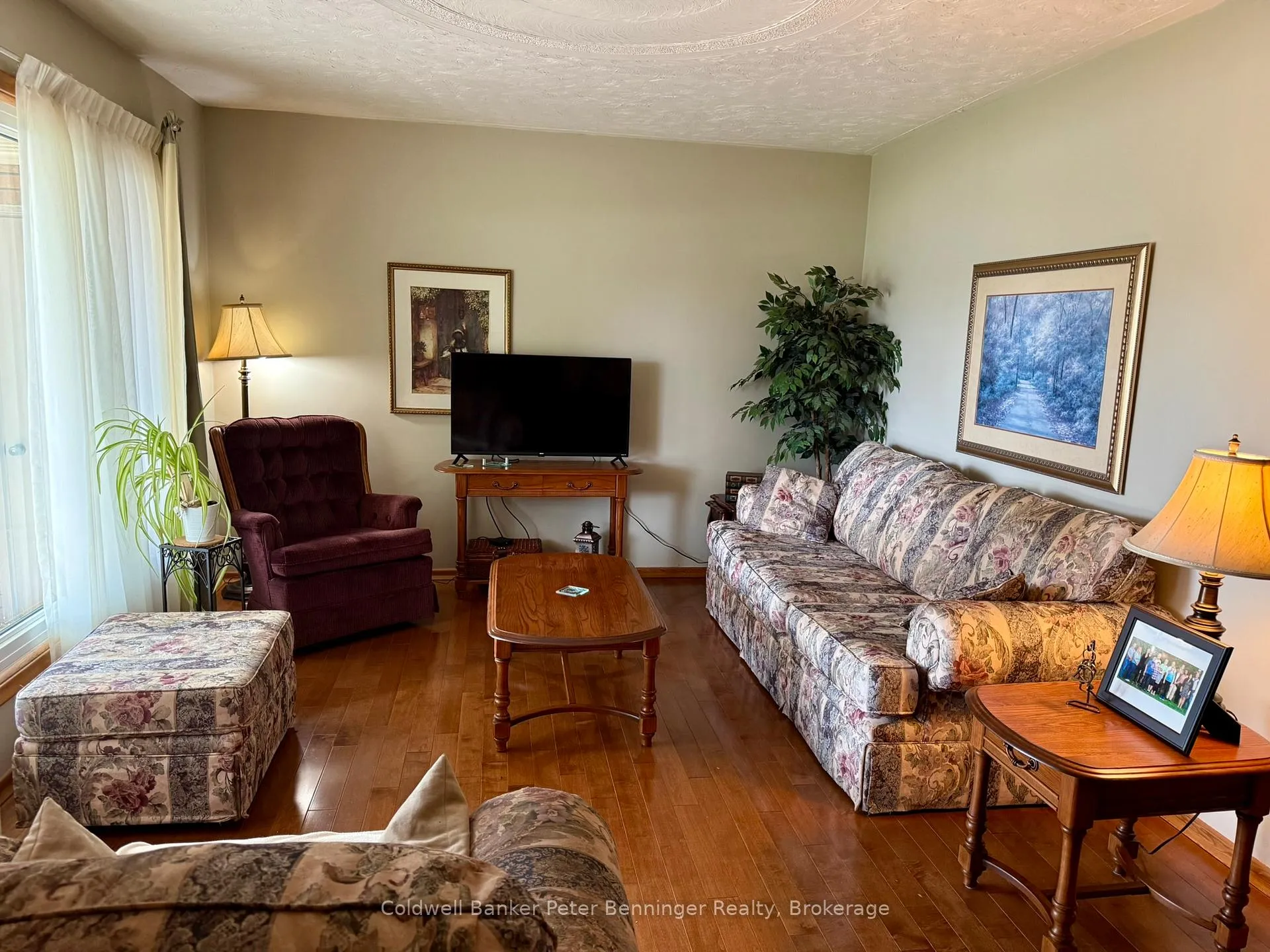 Photo 4 of 1582 Bruce 4 RR #2, Brockton — HOMEH