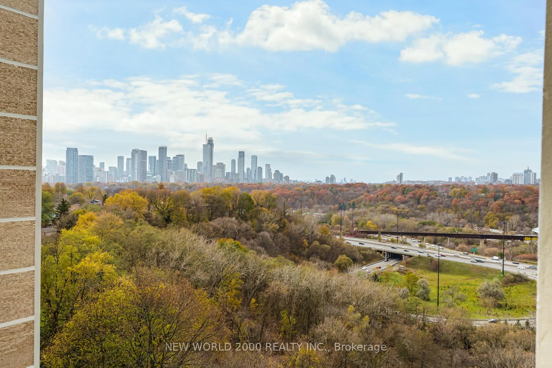 Photo 10 of Unit PH5, 1010 Broadview Avenue, Toronto, Broadview North — HOMEH