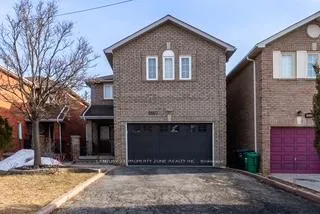 Photo 1 of 5667 Spangler Drive, Mississauga, Hurontario — HOMEH