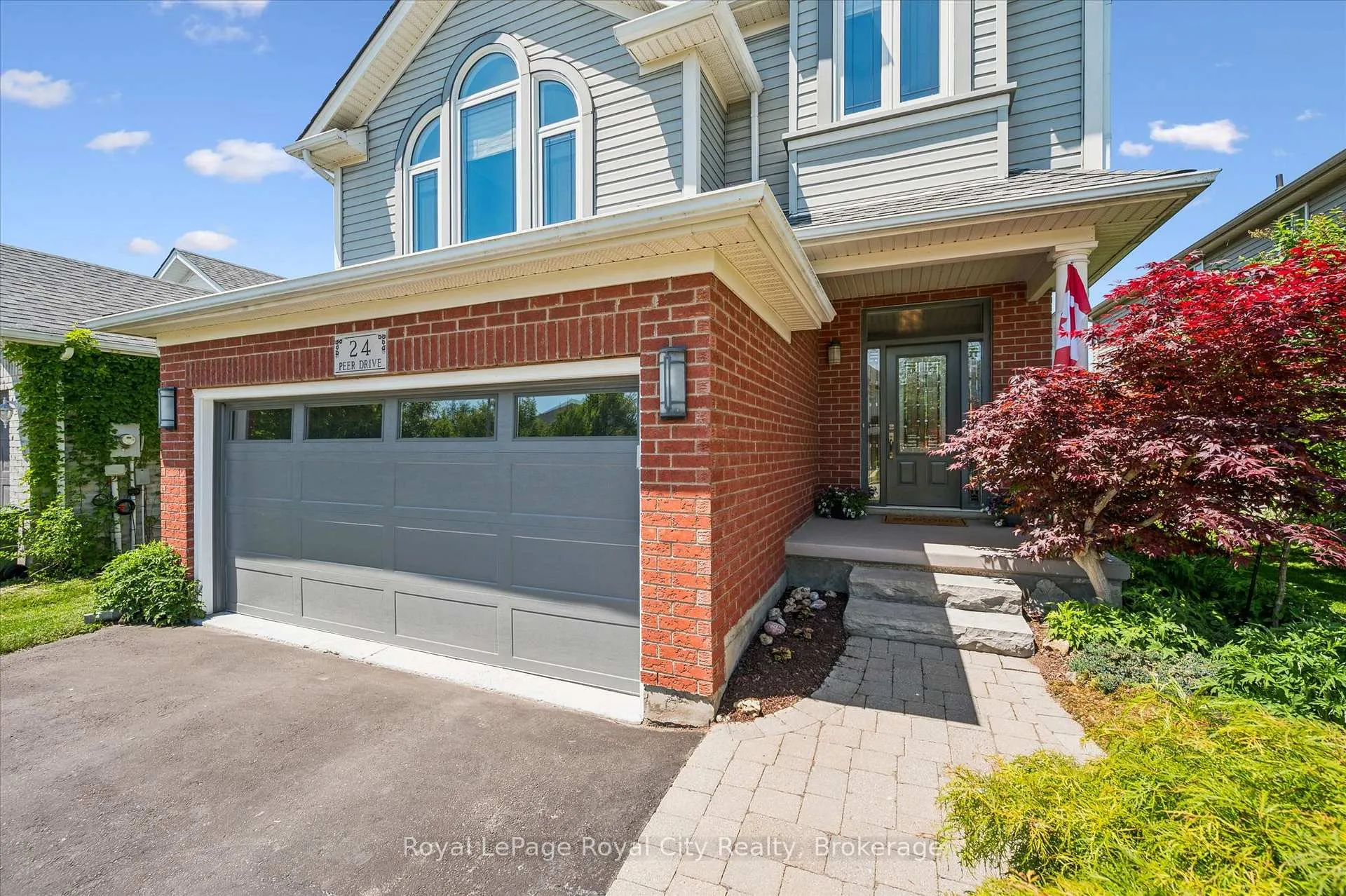 Photo 3 of 24 Peer Drive, Guelph, Kortright Hills — HOMEH