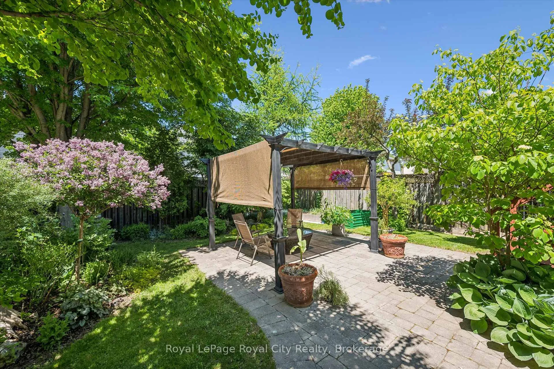 Photo 41 of 24 Peer Drive, Guelph, Kortright Hills — HOMEH