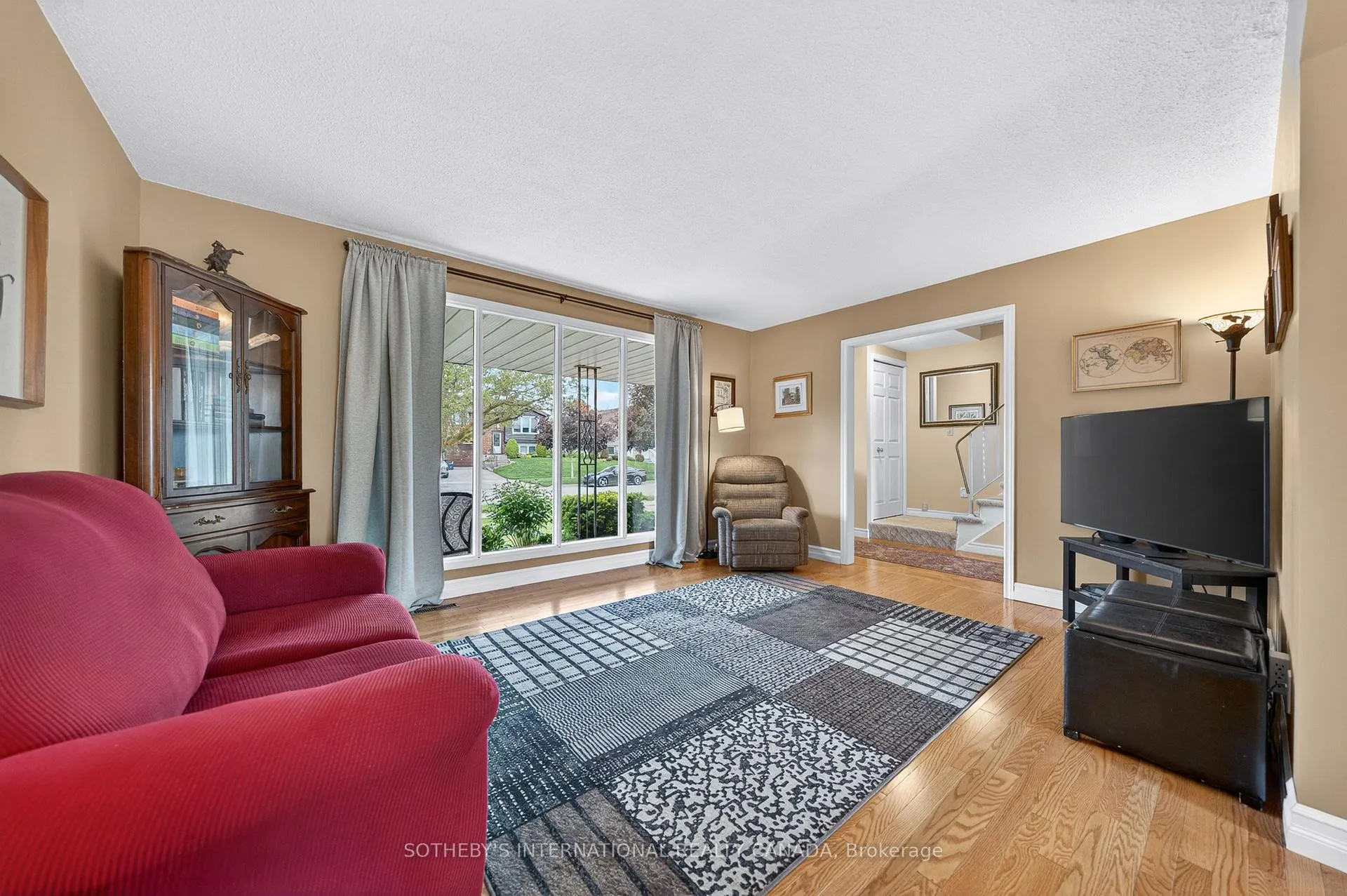Photo 7 of 145 Westchester Drive, Kitchener — HOMEH