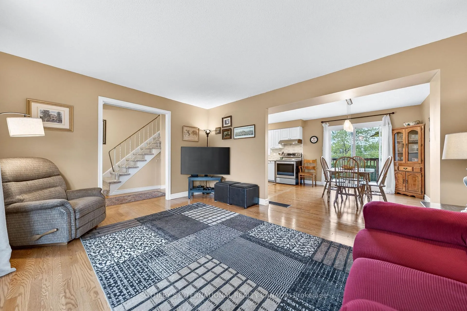 Photo 8 of 145 Westchester Drive, Kitchener — HOMEH
