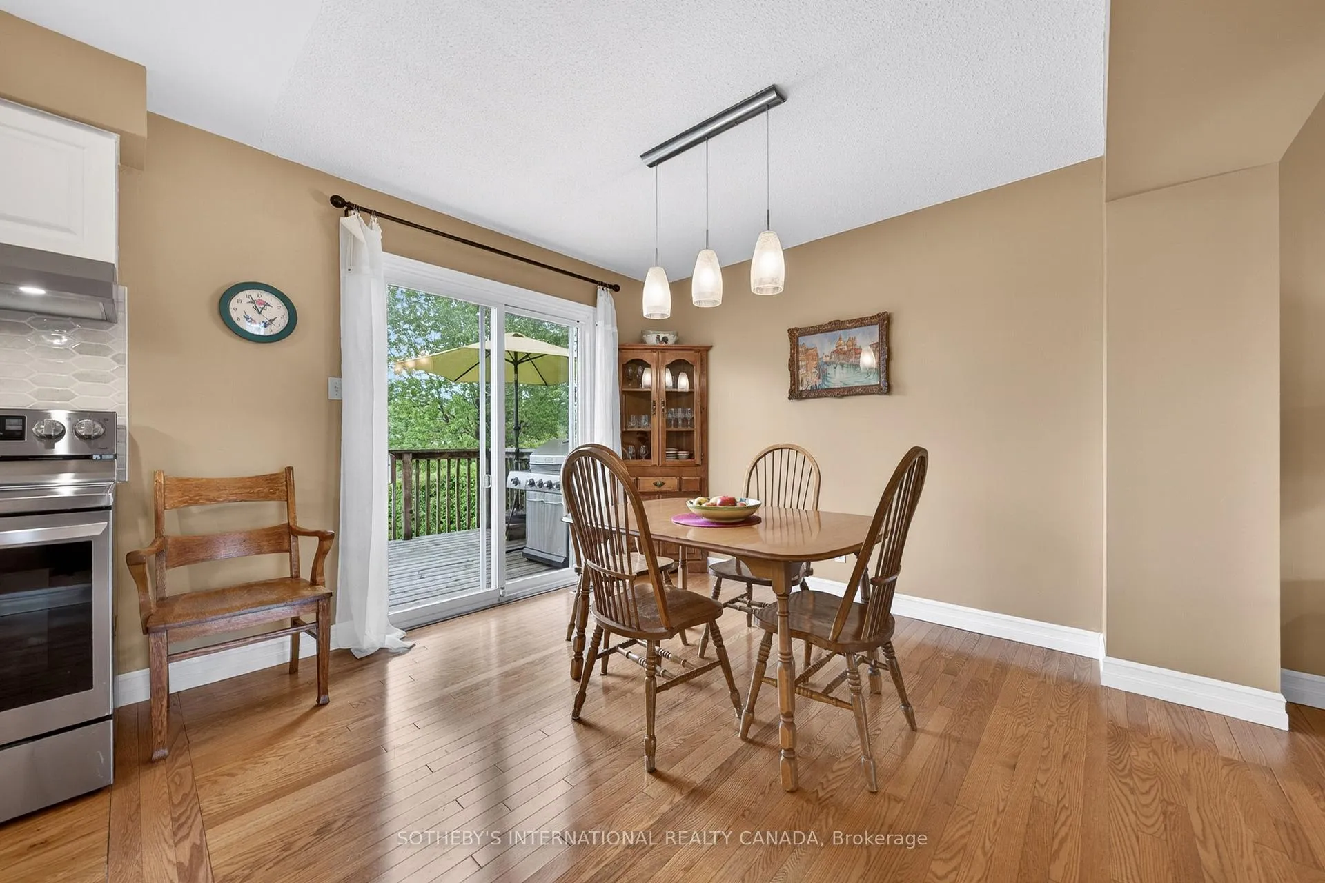 Photo 9 of 145 Westchester Drive, Kitchener — HOMEH
