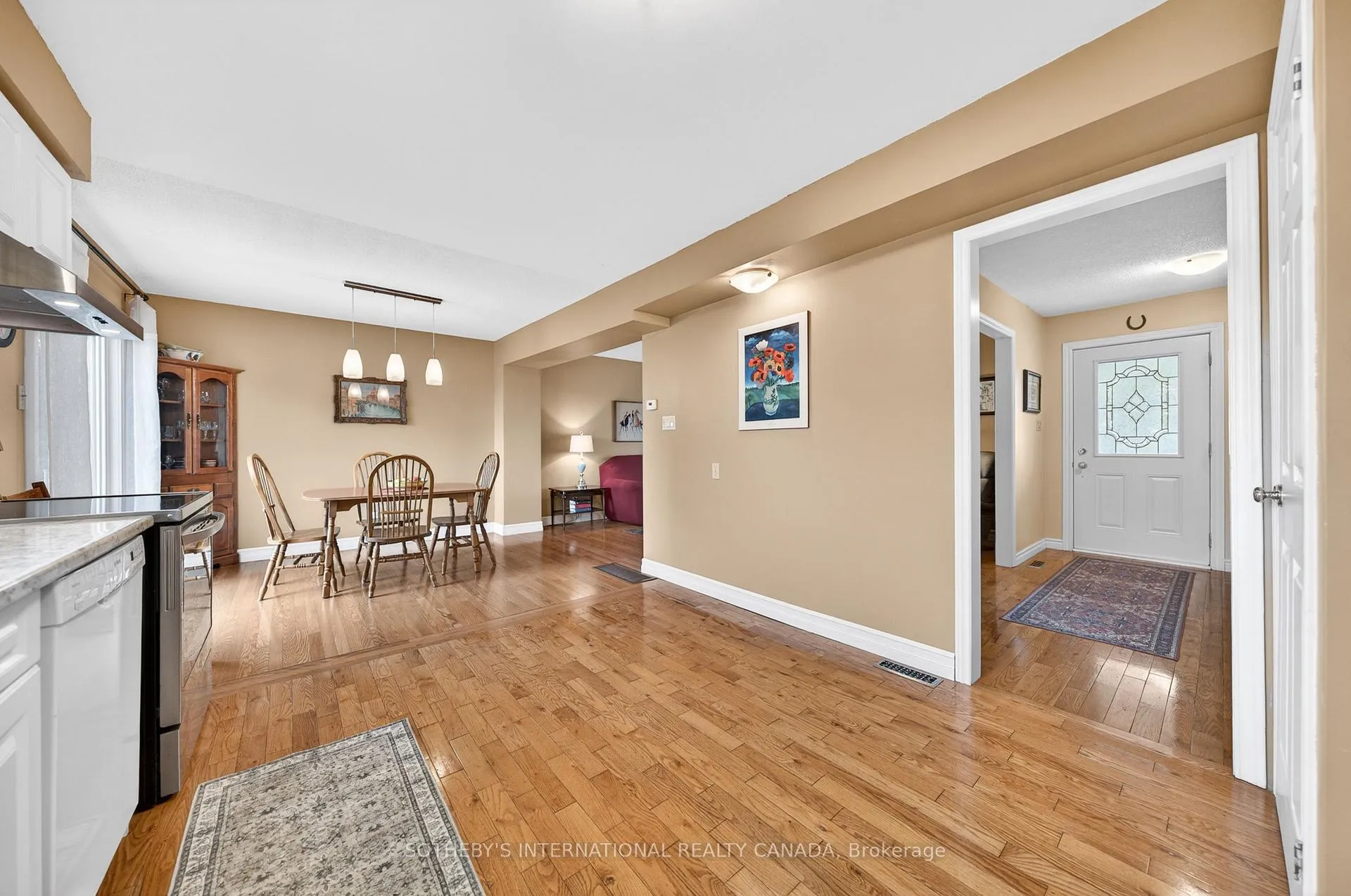 Photo 16 of 145 Westchester Drive, Kitchener — HOMEH