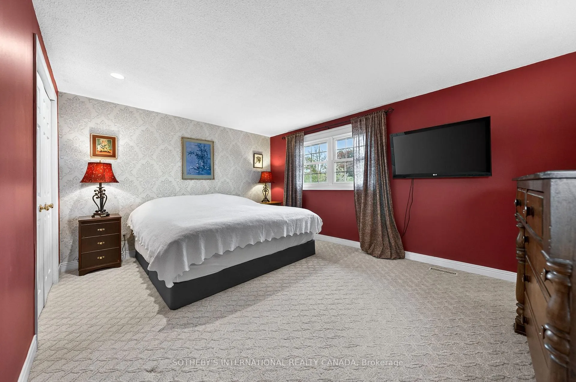 Photo 20 of 145 Westchester Drive, Kitchener — HOMEH