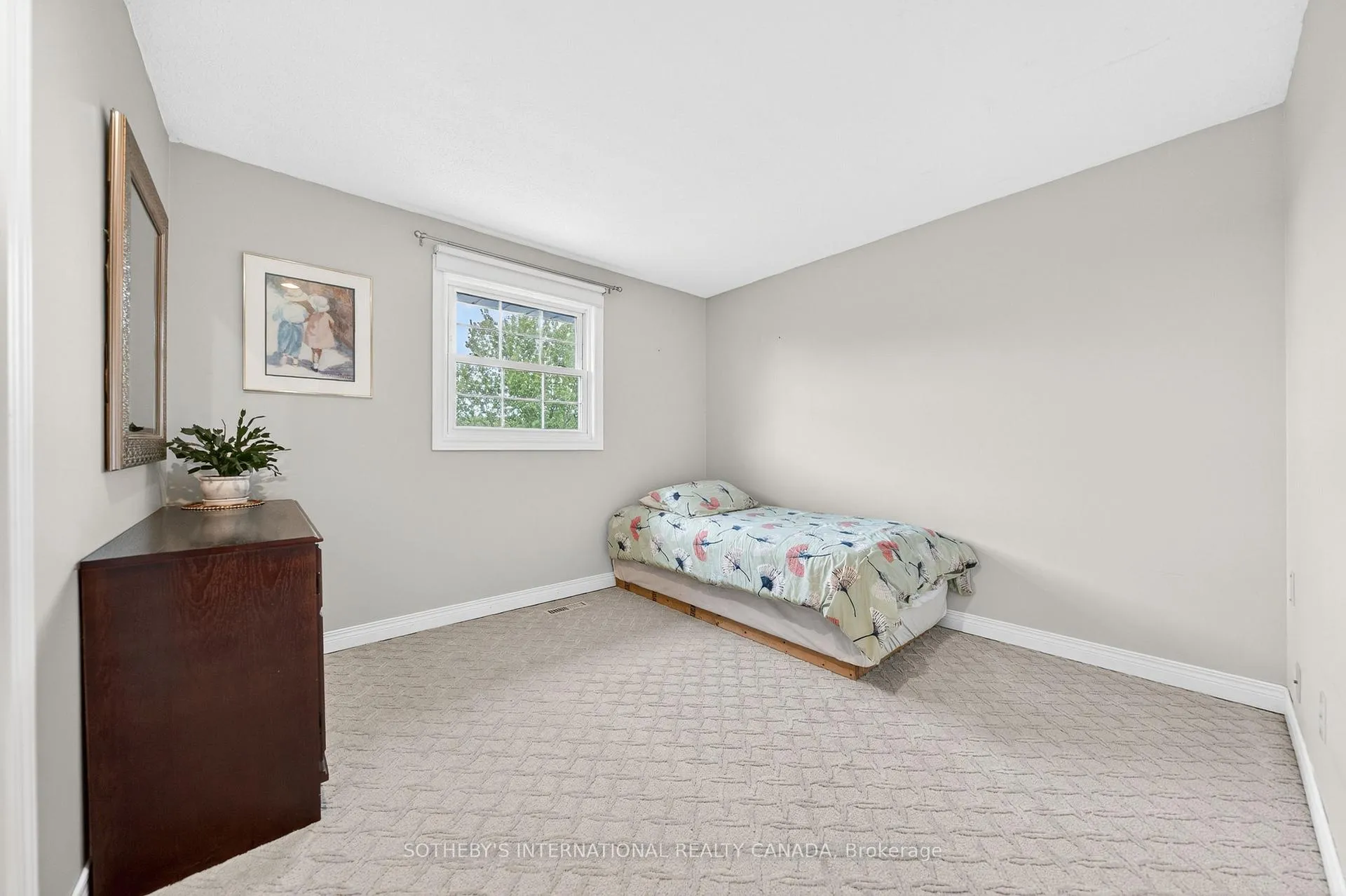 Photo 22 of 145 Westchester Drive, Kitchener — HOMEH