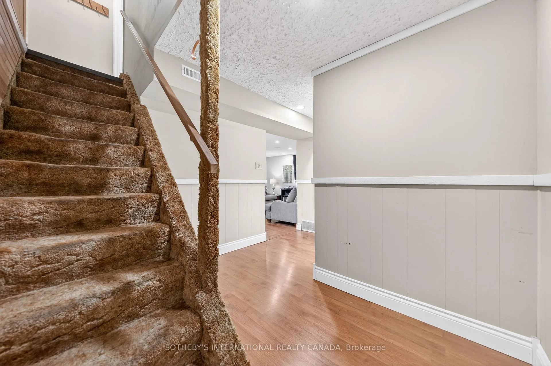 Photo 28 of 145 Westchester Drive, Kitchener — HOMEH