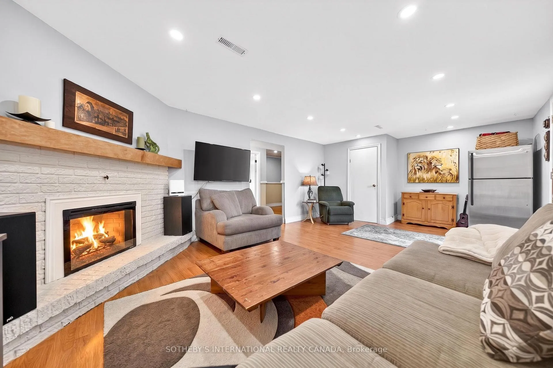 Photo 31 of 145 Westchester Drive, Kitchener — HOMEH