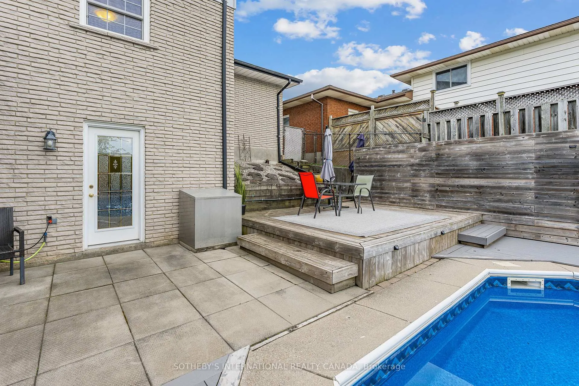Photo 40 of 145 Westchester Drive, Kitchener — HOMEH