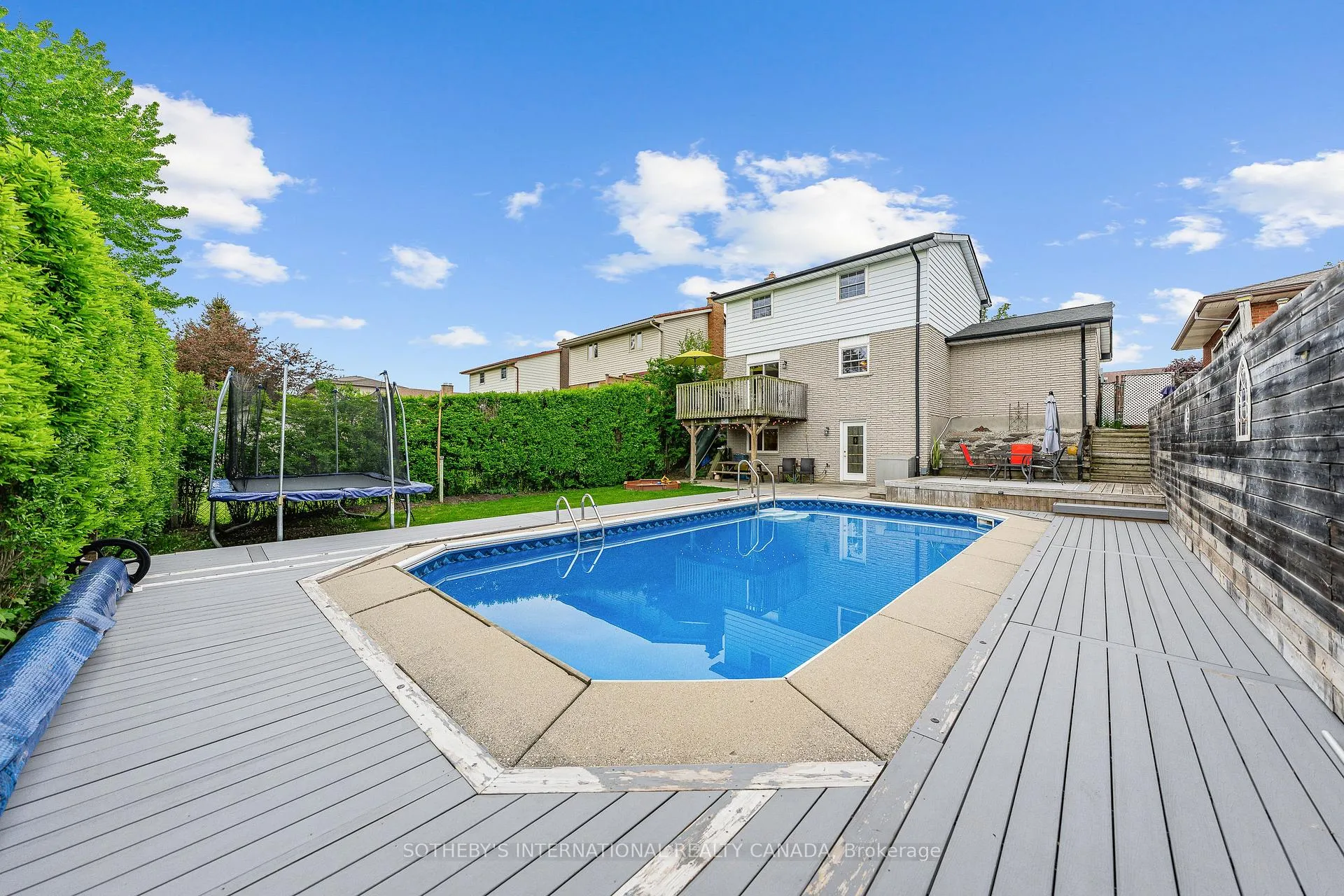 Photo 44 of 145 Westchester Drive, Kitchener — HOMEH