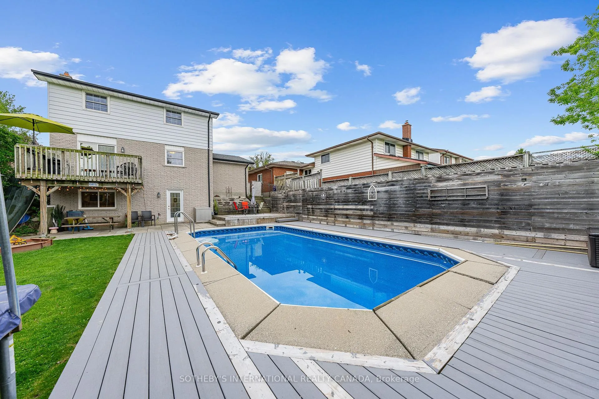 Photo 45 of 145 Westchester Drive, Kitchener — HOMEH