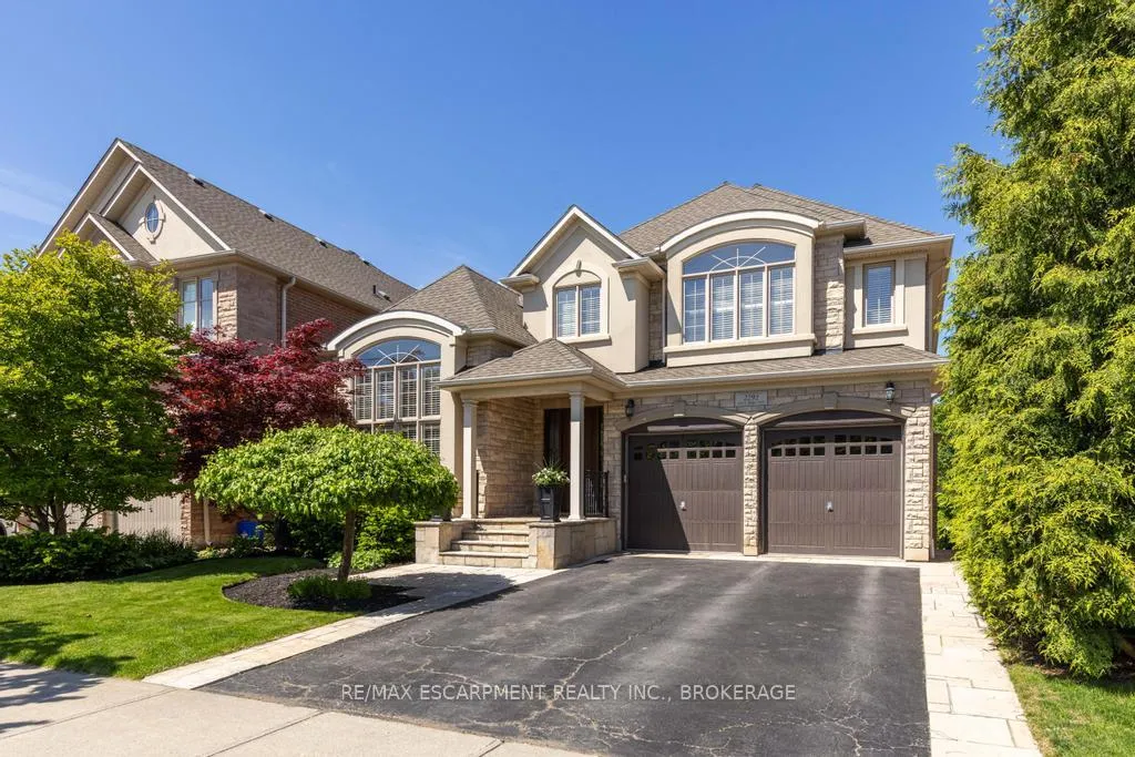 Photo 2 of 2291 North Ridge Trail, Oakville, Joshua Creek — HOMEH