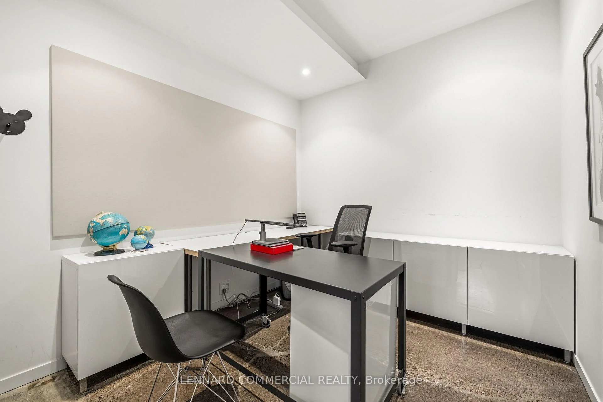Photo 15 of 121 Logan Avenue, Toronto, South Riverdale — HOMEH