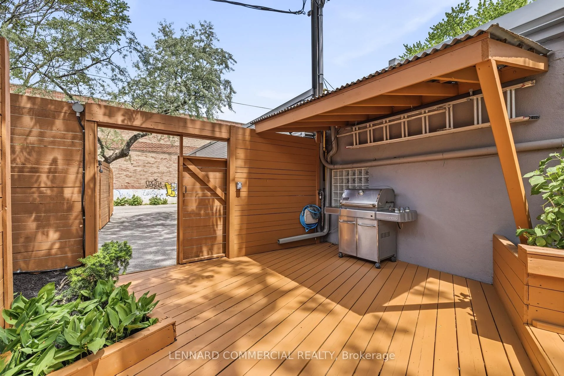 Photo 37 of 121 Logan Avenue, Toronto, South Riverdale — HOMEH
