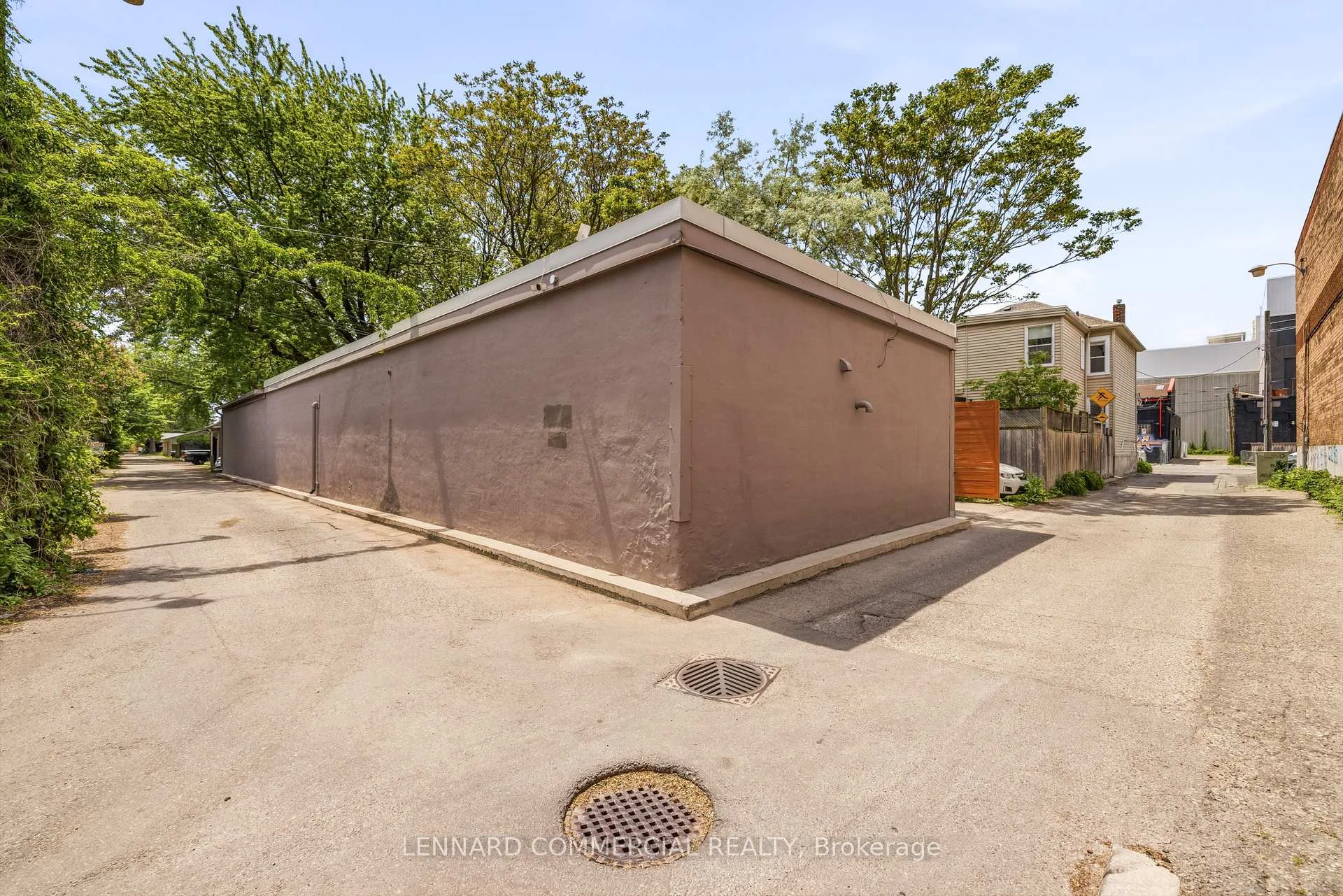 Photo 38 of 121 Logan Avenue, Toronto, South Riverdale — HOMEH