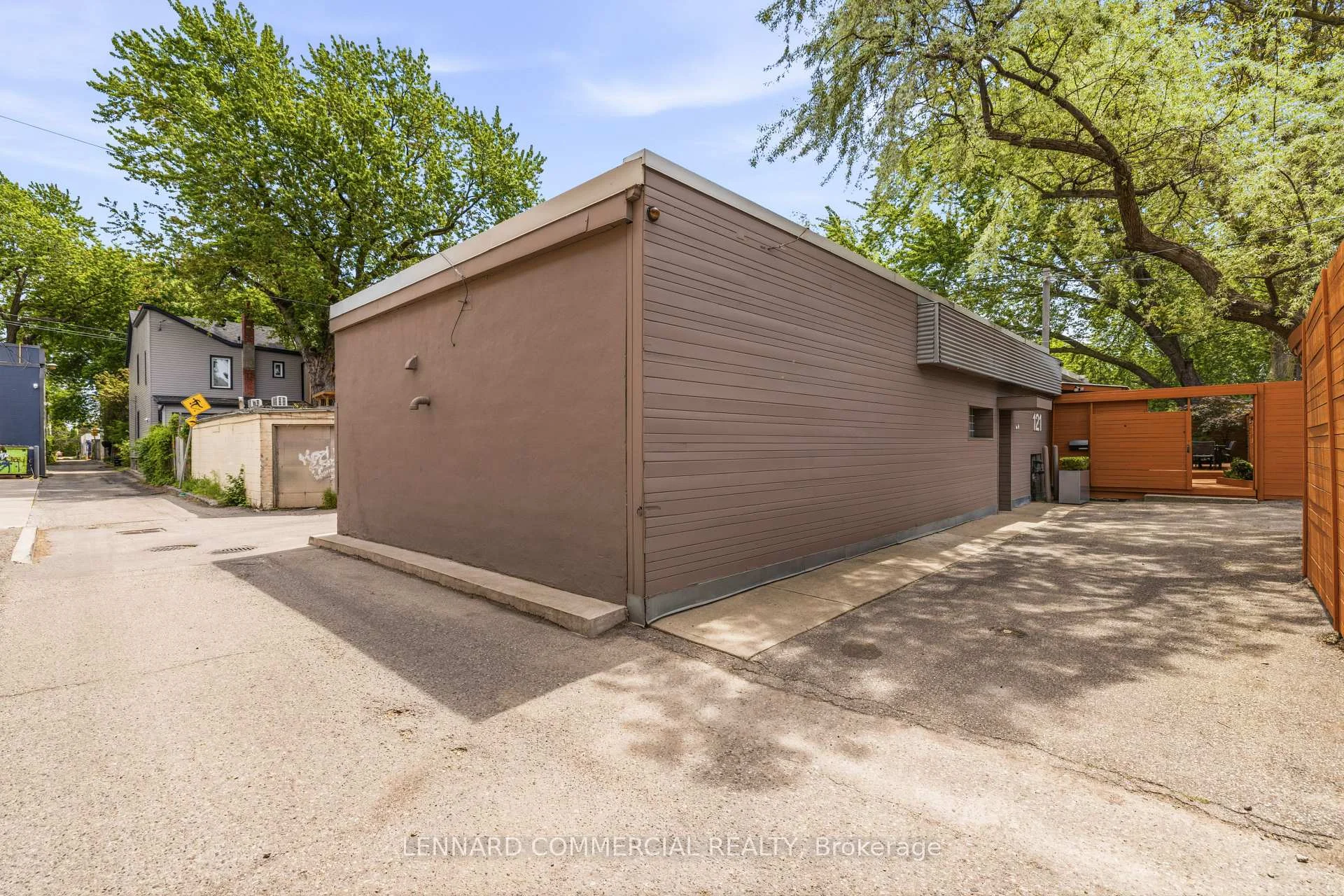 Photo 40 of 121 Logan Avenue, Toronto, South Riverdale — HOMEH