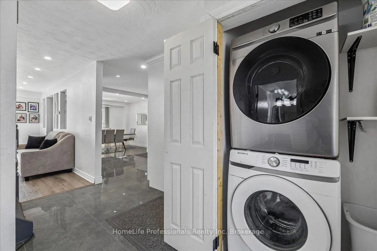 Photo 8 of 773 Upper Wentworth Street, Hamilton, Burkholme — HOMEH