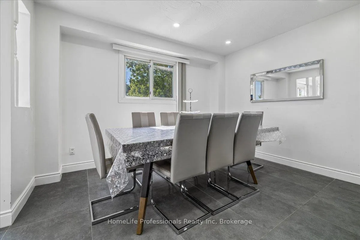 Photo 16 of 773 Upper Wentworth Street, Hamilton, Burkholme — HOMEH