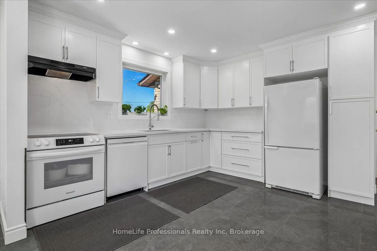 Photo 19 of 773 Upper Wentworth Street, Hamilton, Burkholme — HOMEH