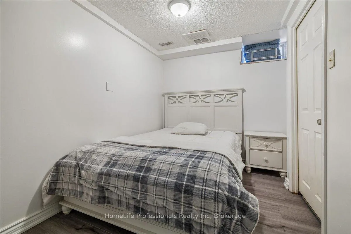 Photo 35 of 773 Upper Wentworth Street, Hamilton, Burkholme — HOMEH